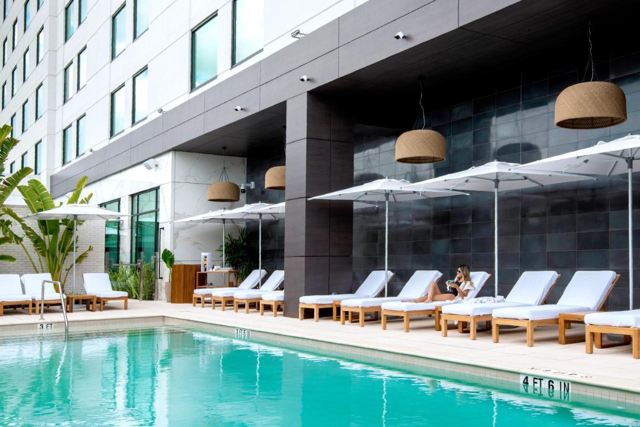Ette Luxury Hotel & Spa Four Corners Eksteriør billede The pool at the W South Beach