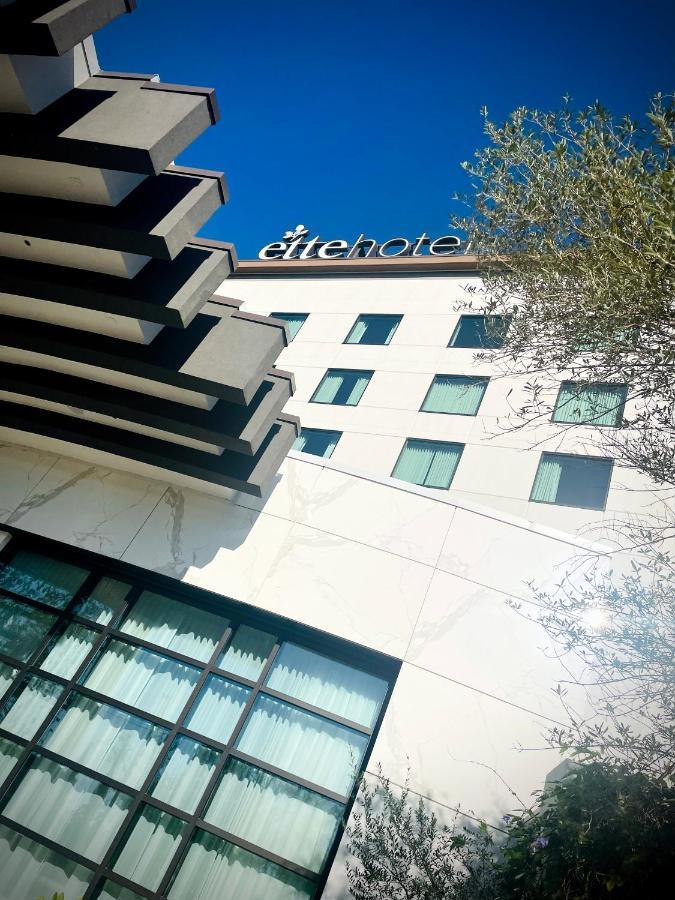 Ette Luxury Hotel & Spa Four Corners Eksteriør billede Hôtel ette